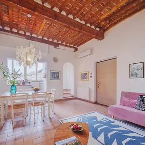 Casa Aida Luxury In The Heart Of Lucca